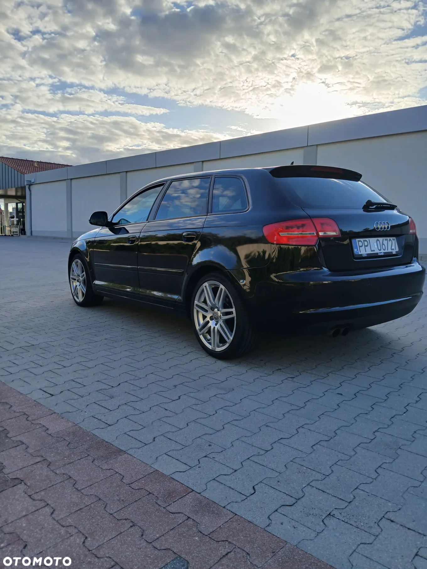 Audi A3 2.0 TDI Sportback DSG Ambiente - 6