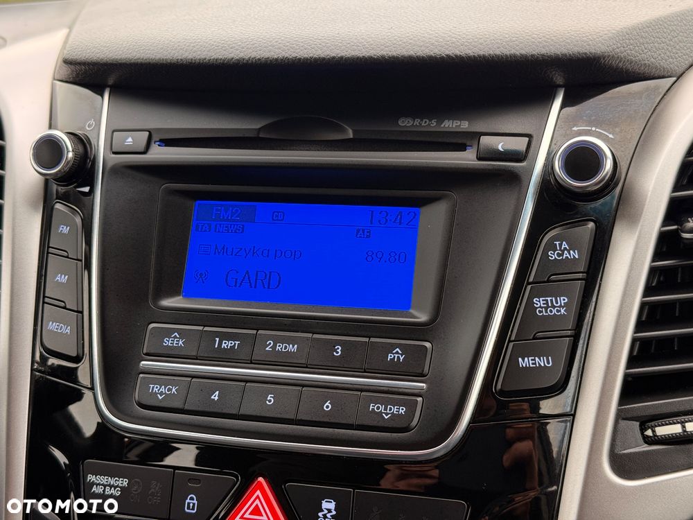 Hyundai i30 1.4 Passion - 28