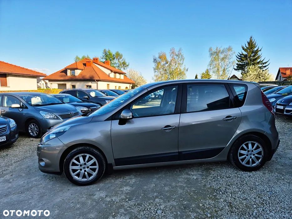Renault Scenic 1.6 16V 110 Paris - 24