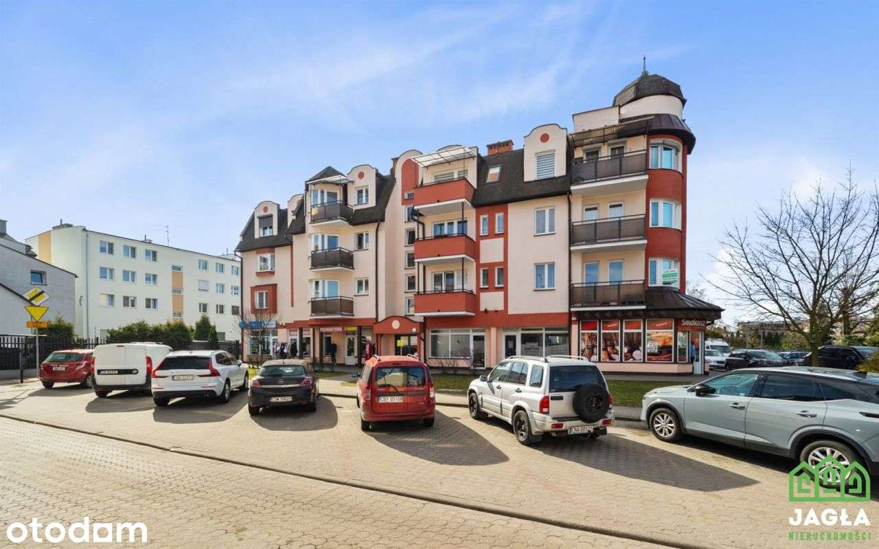 Przestronne 3 pokojowe mieszkanie w centrum Nakła