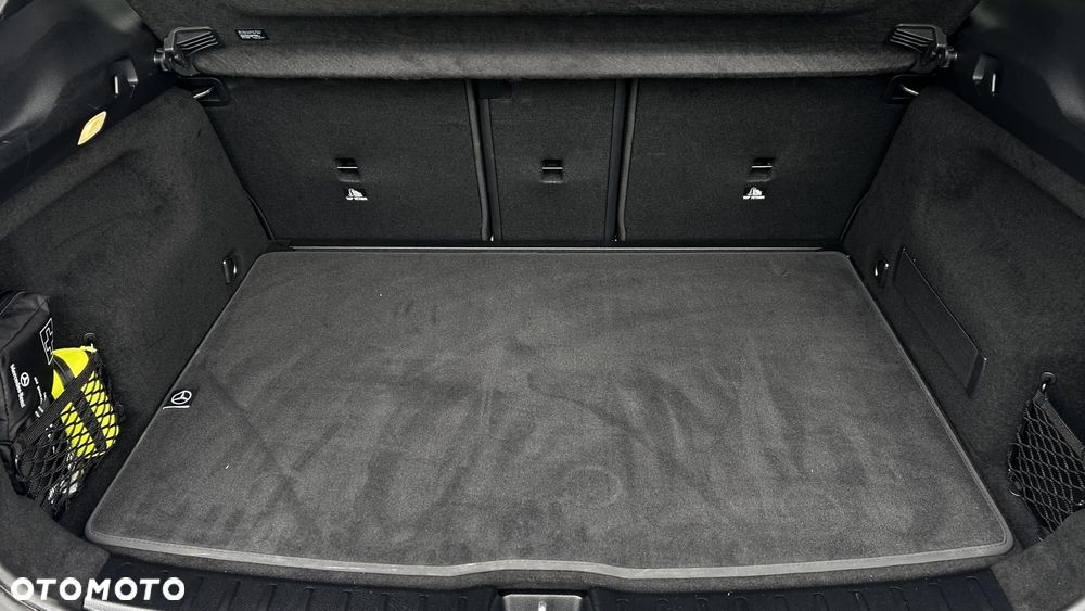 Mercedes-Benz GLA 200 AMG Line - 21