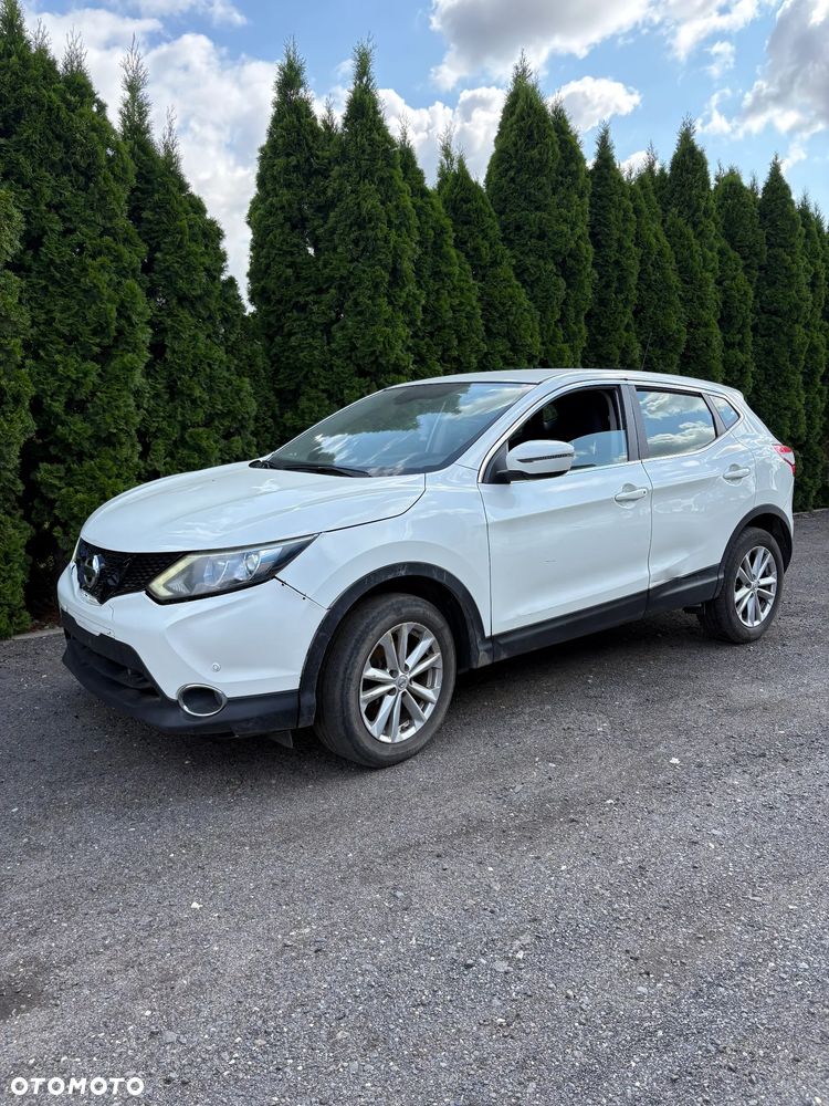 Nissan Qashqai - 1