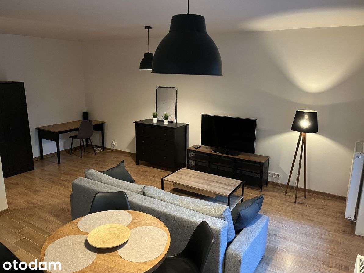 Stare Miasto, ul. Rakowicka, 2-pok, 52 m2 + balkon