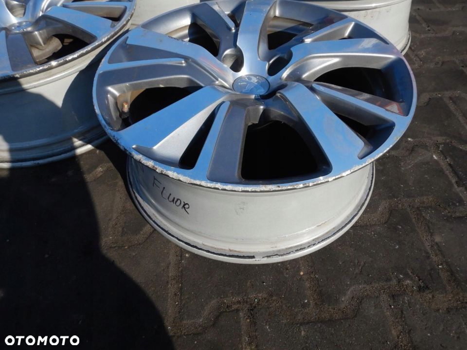 PEUGEOT FELGI ALUMINIOWE 9678398277 17 6,5 4x108 - 8