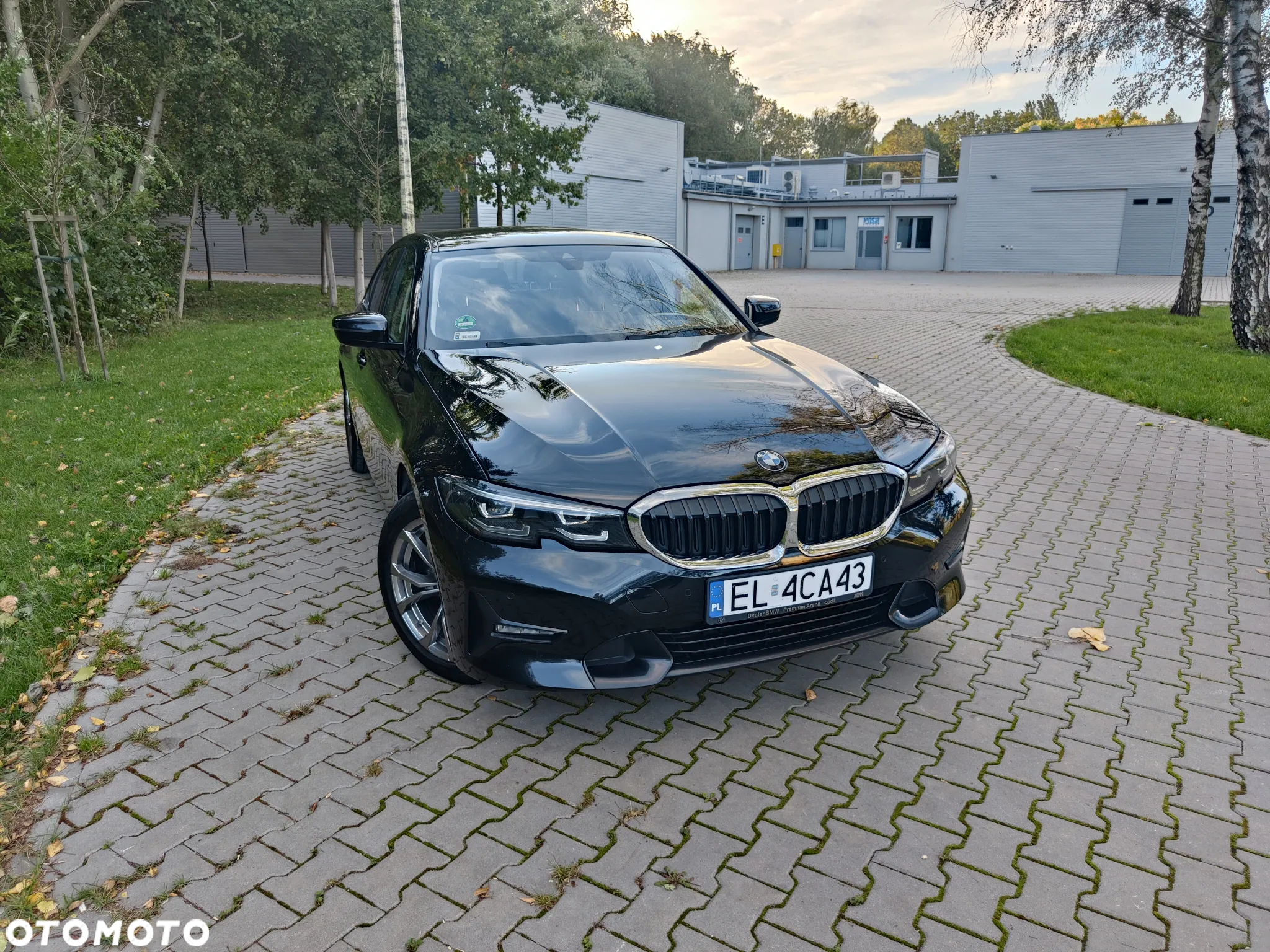BMW Seria 3 318d Sport Line - 4