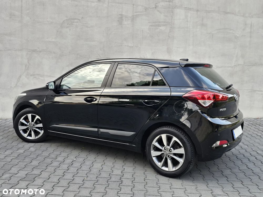 Hyundai i20 1.4 Premium - 8