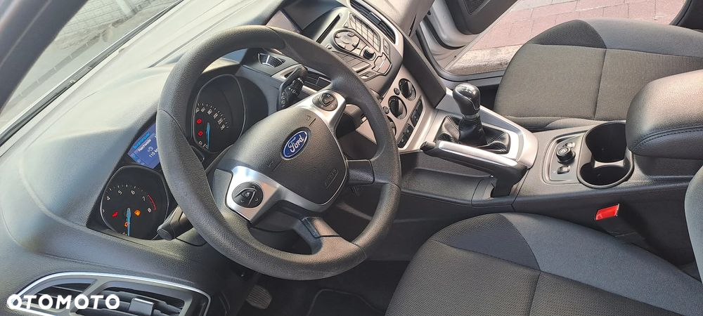 Ford Focus 1.0 EcoBoost Start-Stopp-System TREND - 25