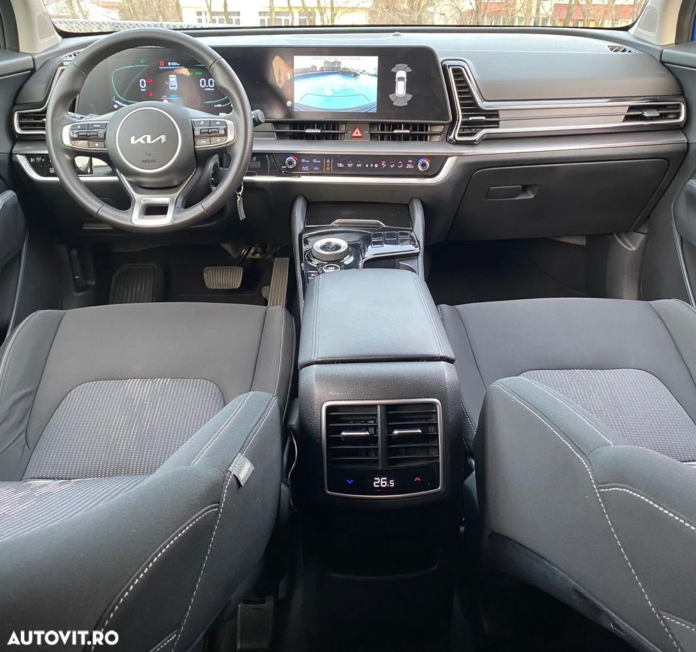 Kia Sportage 1.6 T-GDI HEV 6AT 4x2 Business Line - 11