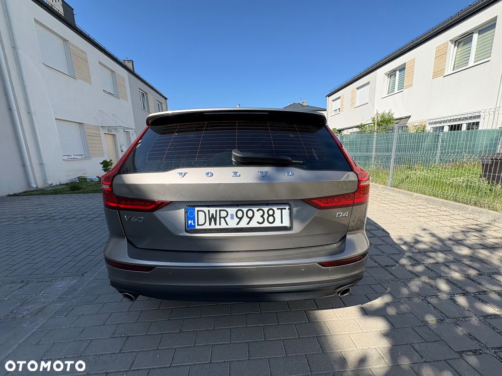 Volvo V60 D4 AWD Momentum Pro - 13