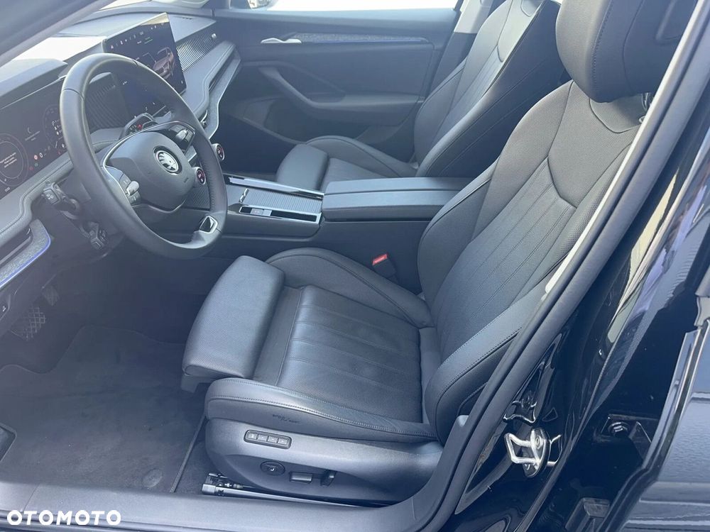 Skoda Superb 2.0 TDI SCR 4x4 Selection DSG - 12