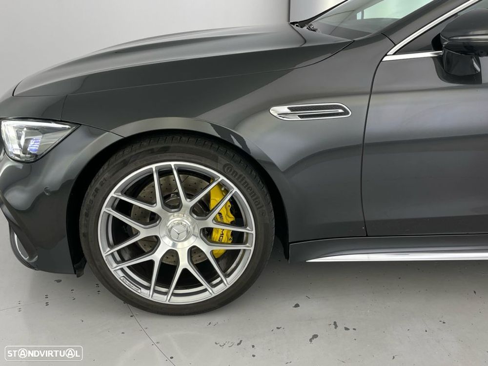 Mercedes-Benz AMG GT 53 4Matic+ - 19