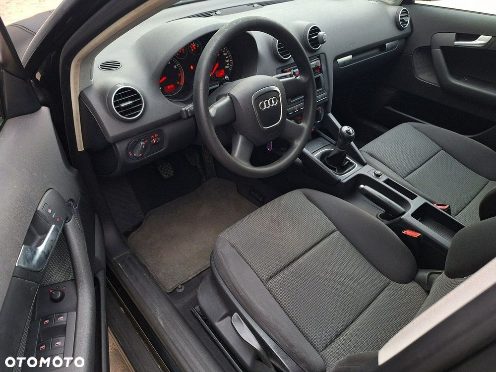 Audi A3 Sportback - 5