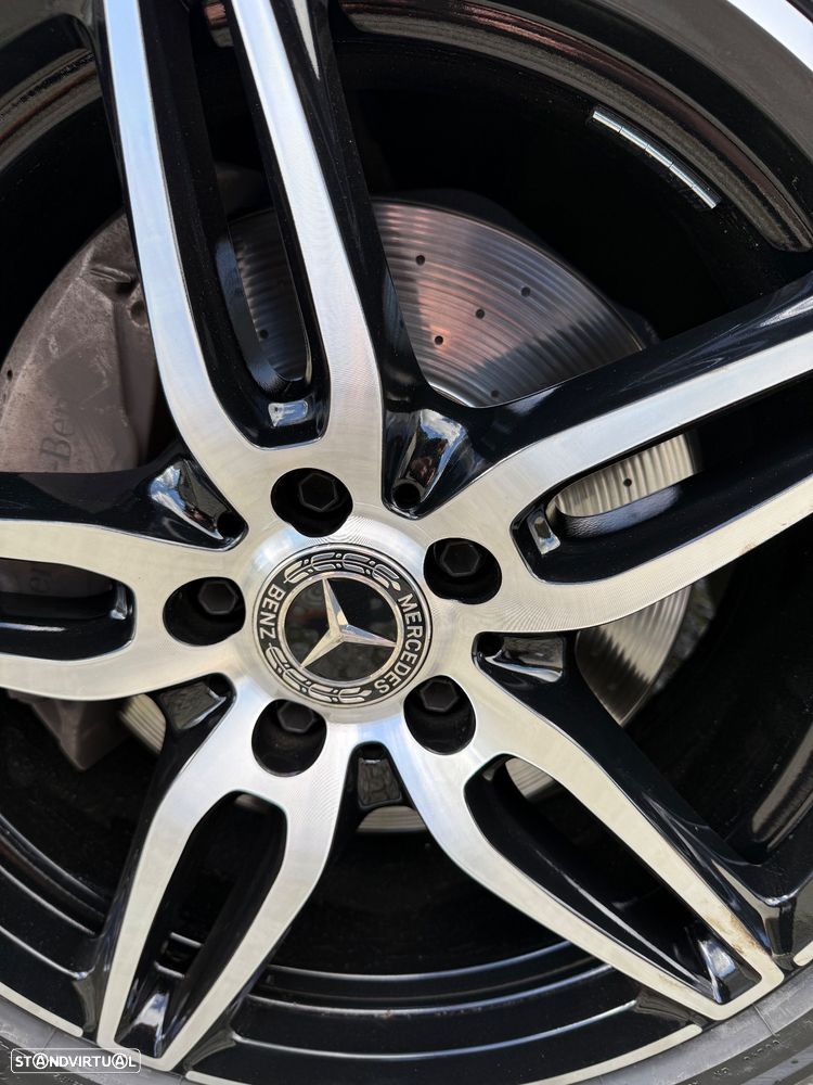 Mercedes-Benz E 220 d AMG - 33