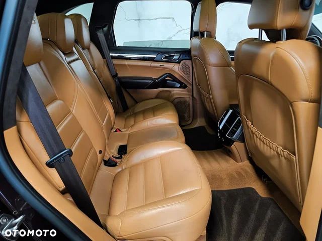 Porsche Cayenne 2016