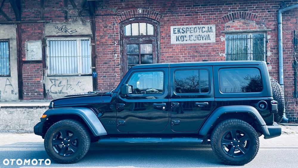 Jeep Wrangler - 8
