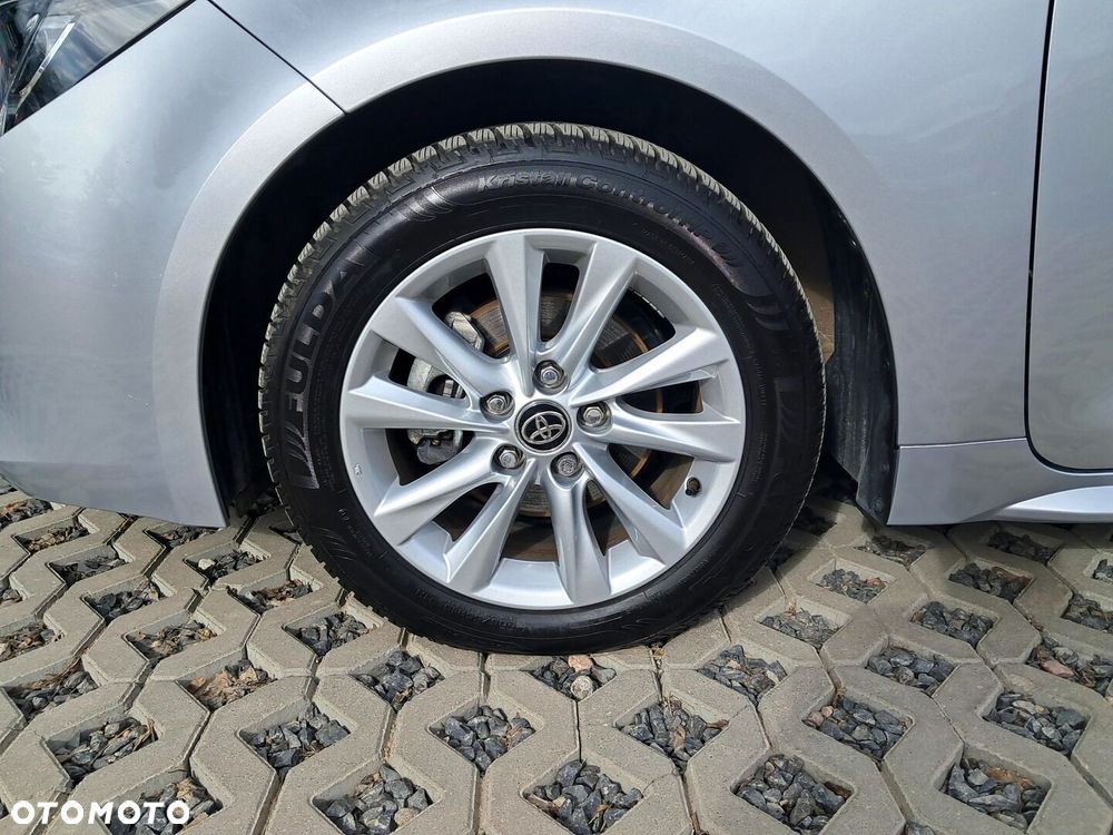 Toyota Corolla 1.8 Hybrid Comfort - 21