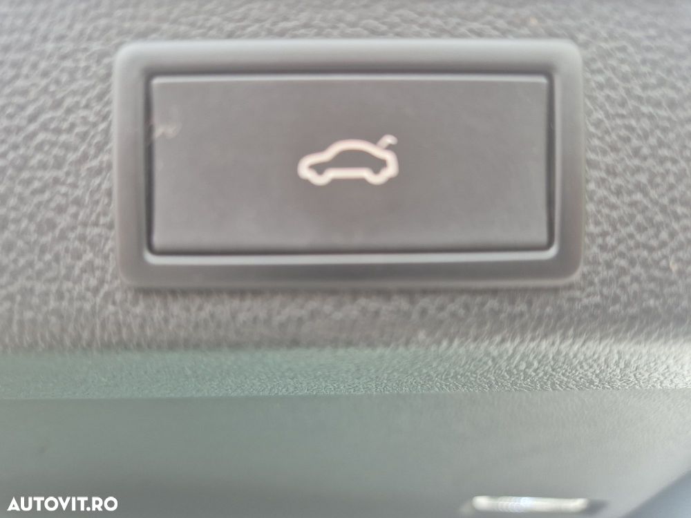 Skoda Superb 2.0 TDI 4X4 DSG Style - 32