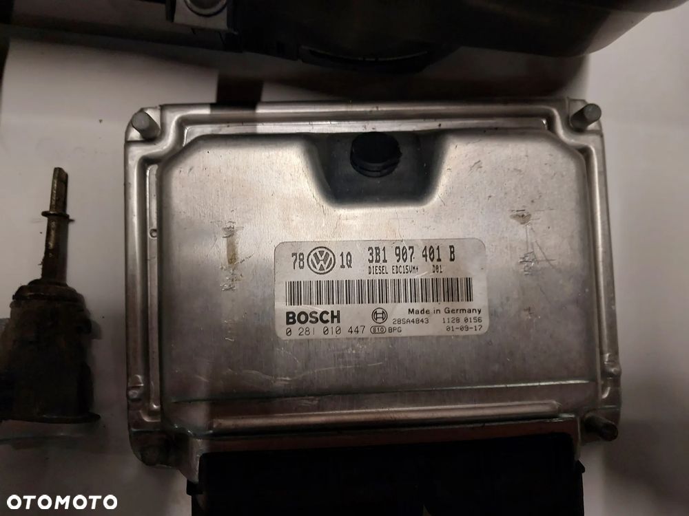Zestaw startowy Volkswagen Passat B5 FL Lift 2.5 TDI 3B1907401B dwa kluczyki wkładka stacyjka sterownik 0281010447 - 2