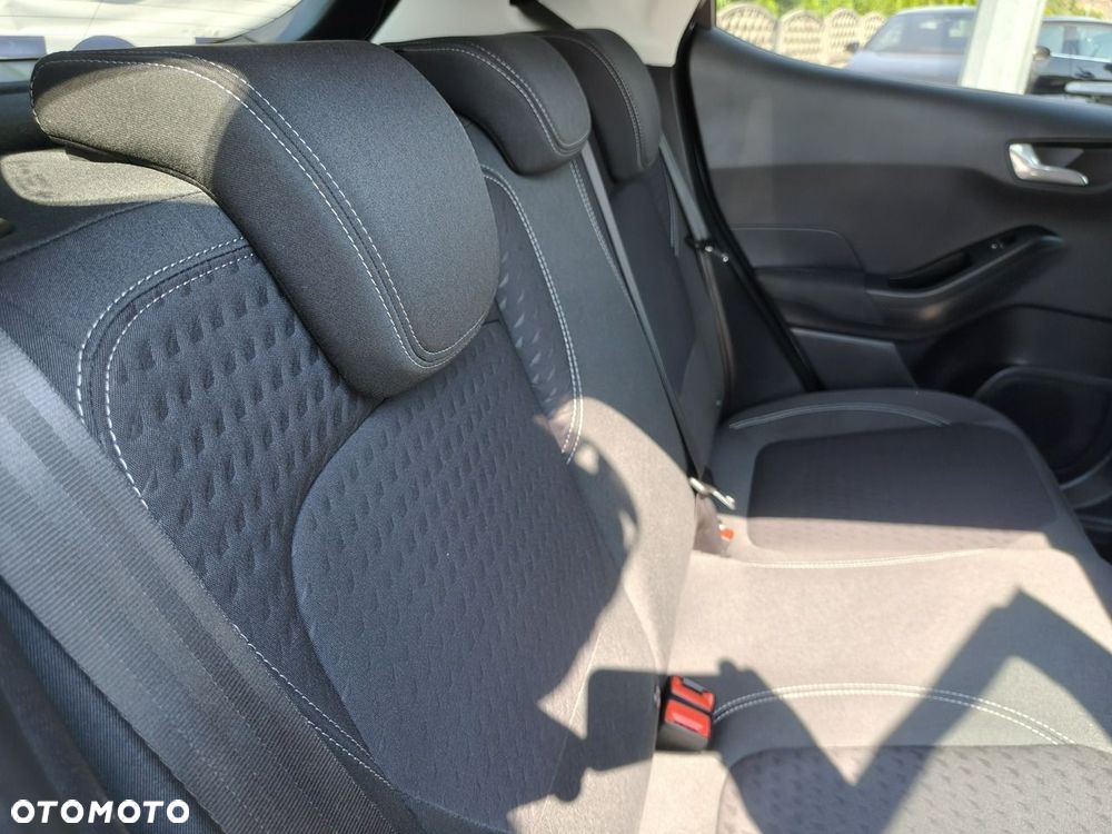 Ford Fiesta - 23