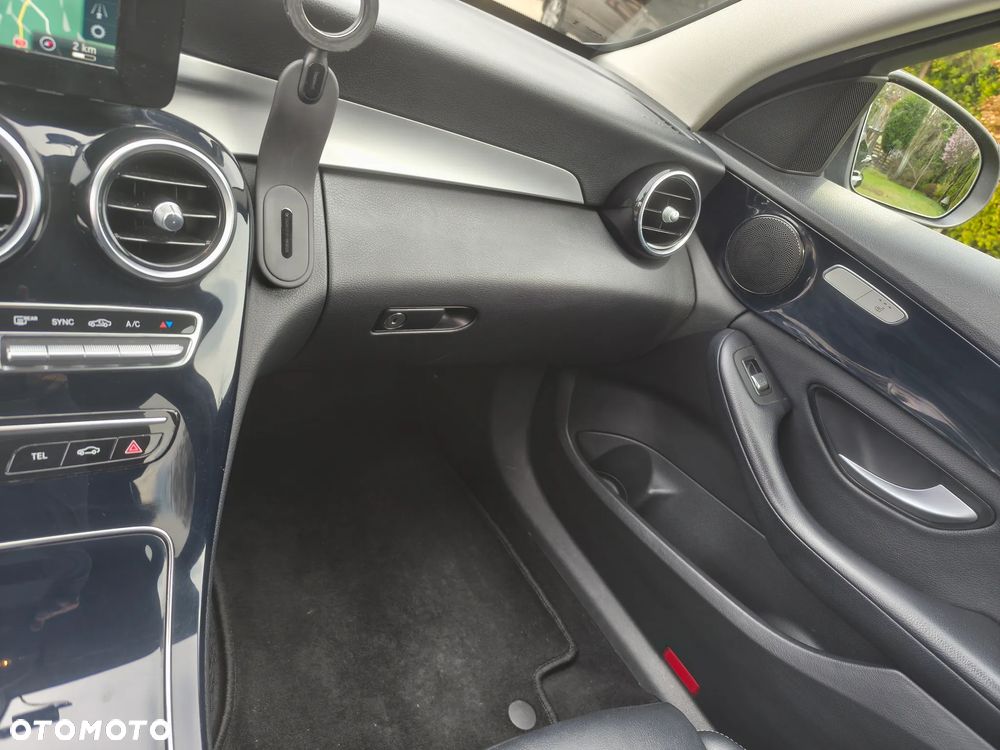 Mercedes-Benz Klasa C 200 4MATIC 9G-TRONIC - 11