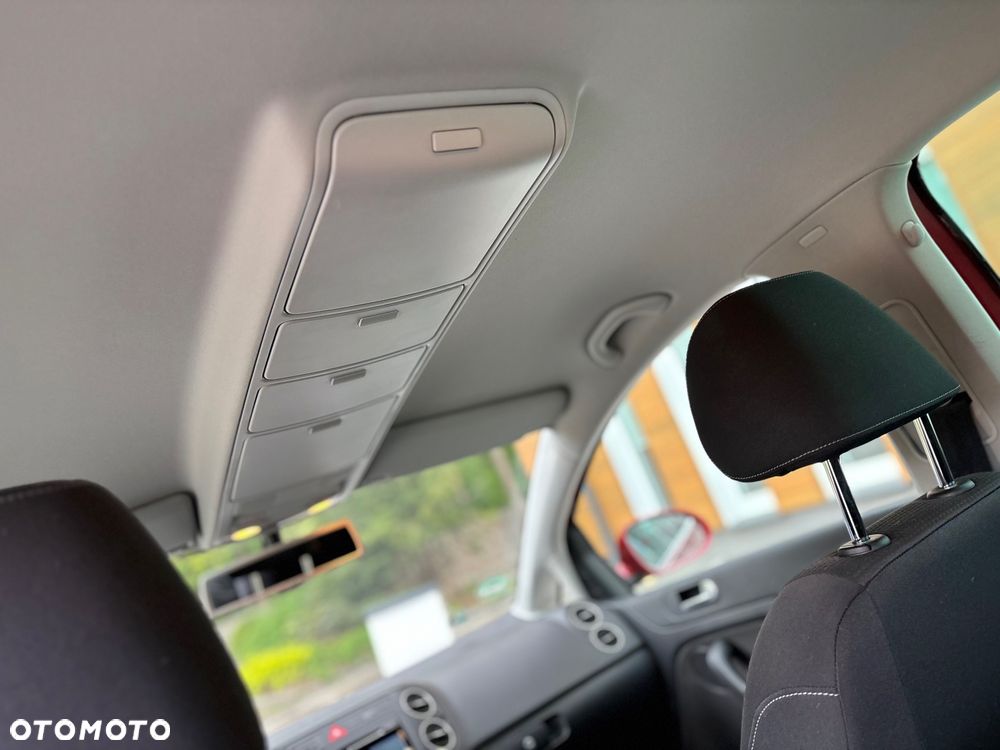 Volkswagen Golf Plus 2.0 TDI DPF Highline - 25