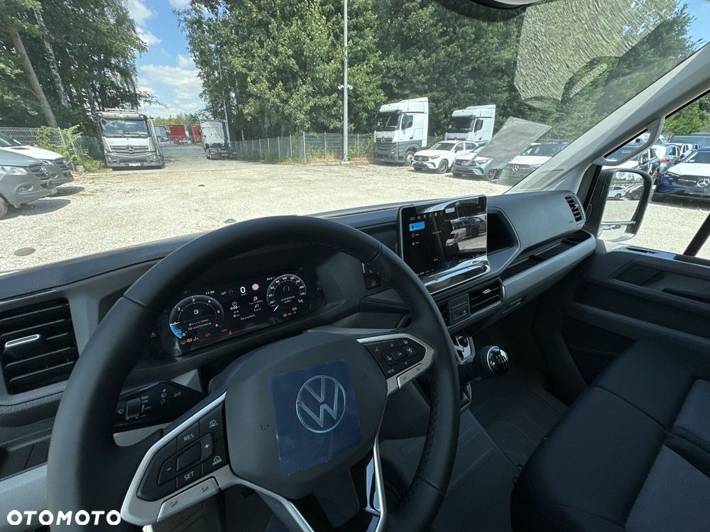 Volkswagen Crafter 35 furgon wysoki dach, 2,0 TDI 177KM, przedni, 6-bieg manualna 3640 mm, Euro 6 - 14