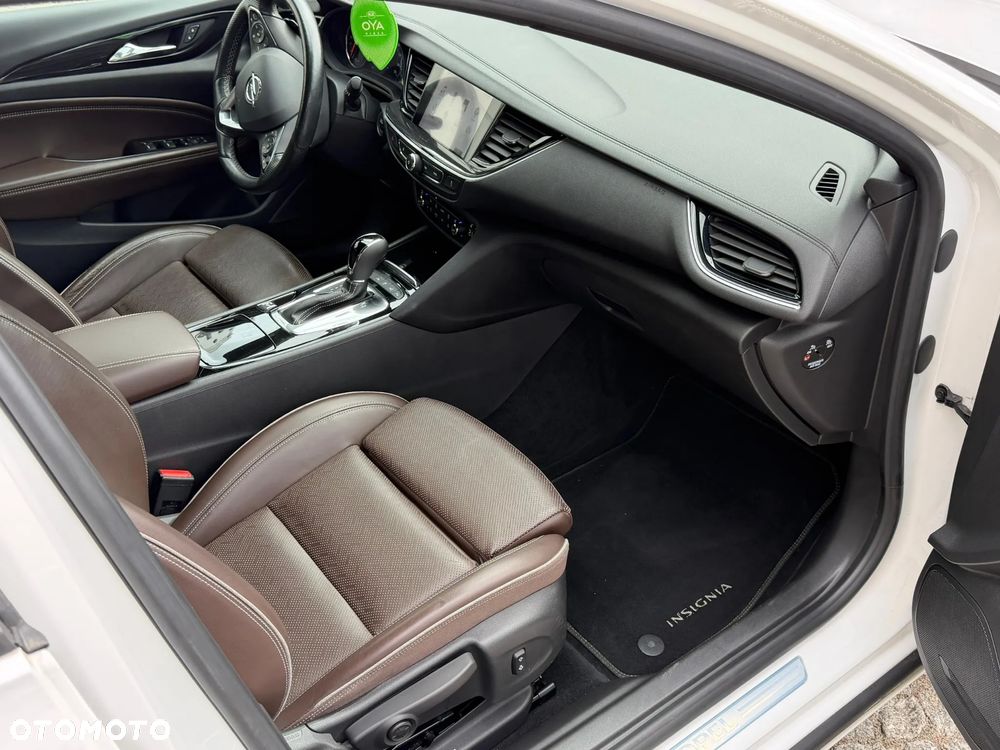 Opel Insignia ver-1-5-di-turbo - 16