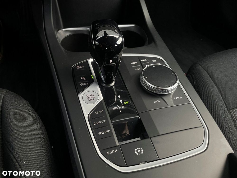 BMW Seria 1 - 16