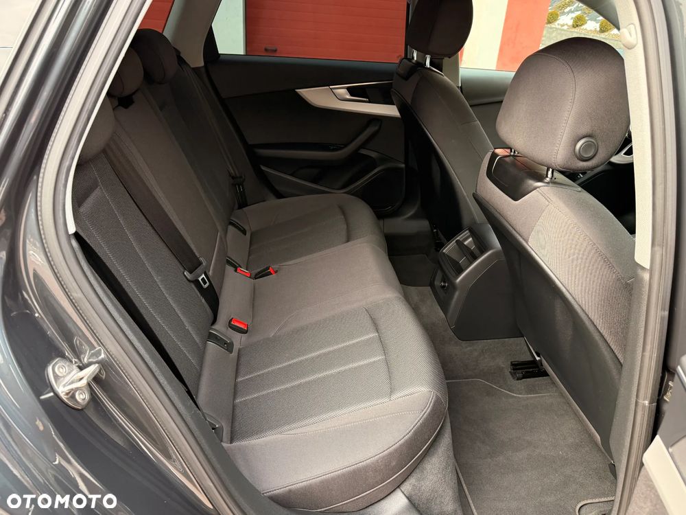 Audi A4 Avant 35 TDI S tronic advanced - 24