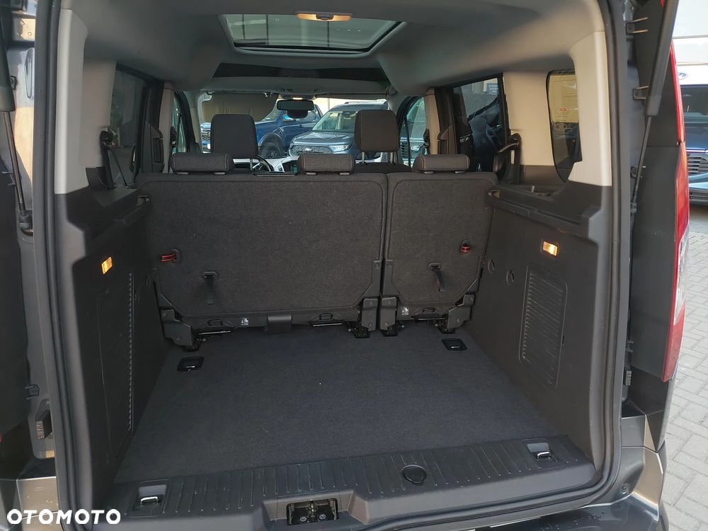 Ford Tourneo Connect 1.5 TDCi Titanium - 15