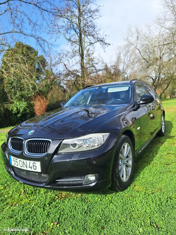 BMW 318 d Sport Line - 1