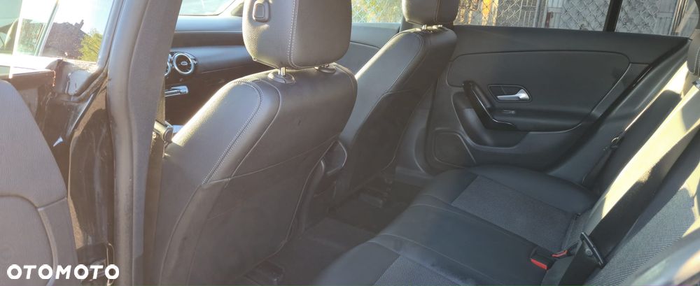 Mercedes-Benz CLA 180 d 7G-DCT Edition 2020 - 15