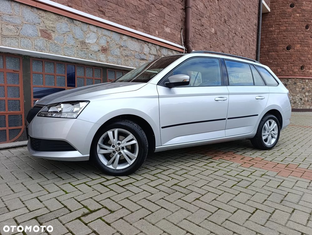 Skoda Fabia 1.0 TSI Ambition - 4