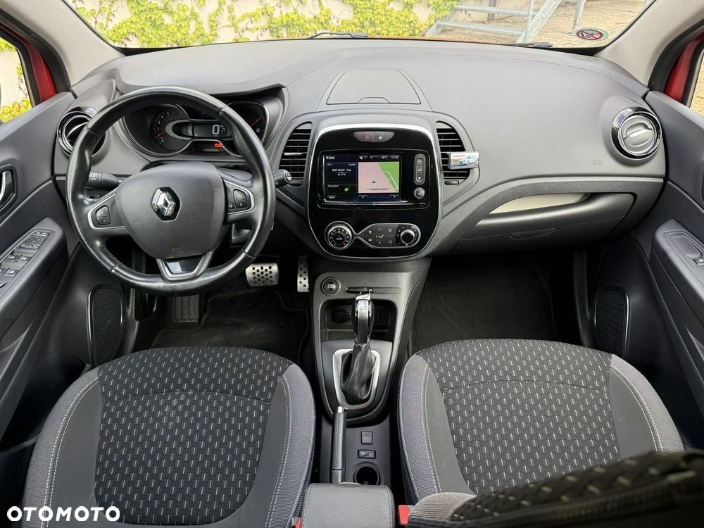 Renault Captur TCe 150 EDC GPF BOSE EDITION - 7