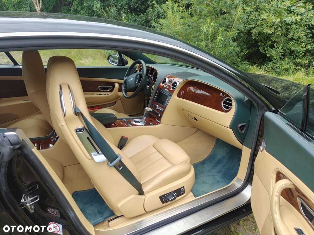 Bentley Continental GT Standard - 19