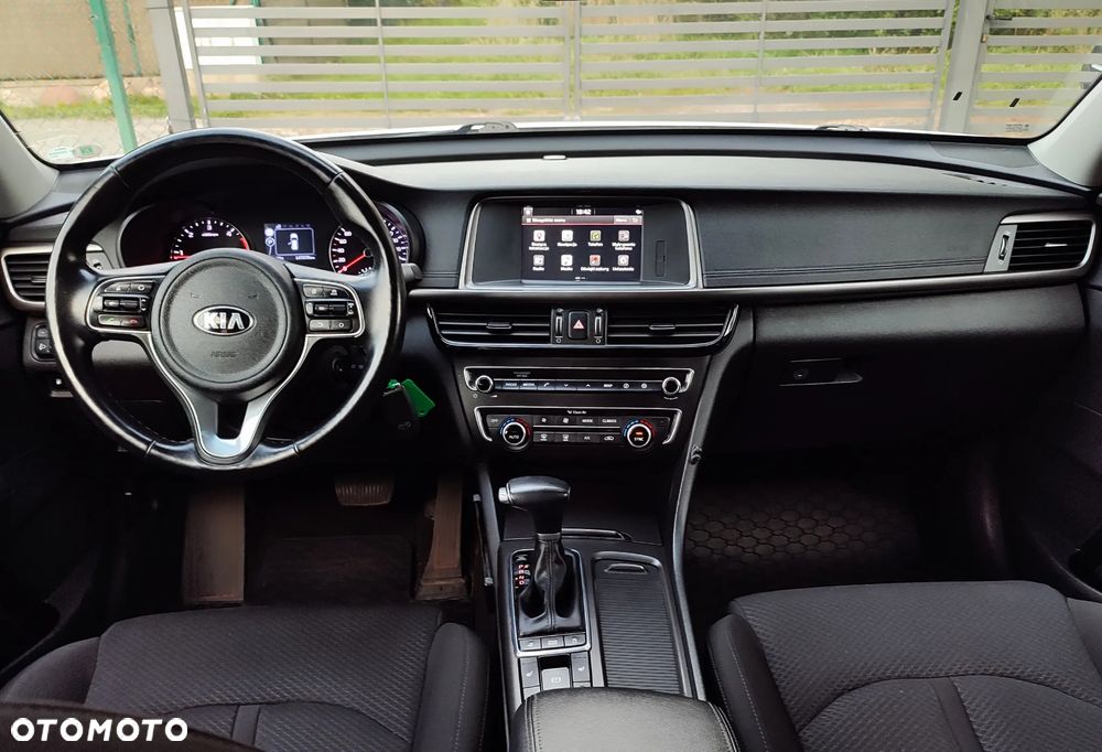 Kia Optima - 6