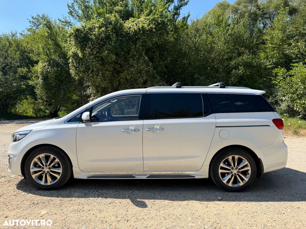 Kia Carnival - 6