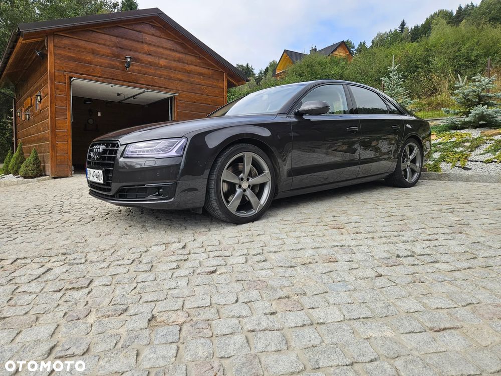Audi A8 4.2 TDI DPF (clean diesel) quattro tiptronic - 2