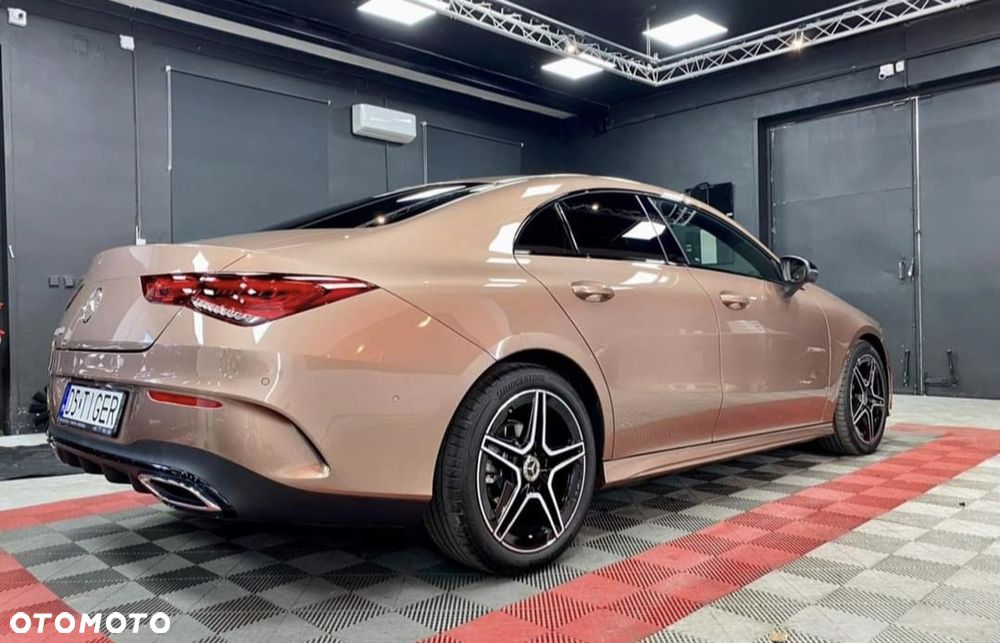 Mercedes-Benz CLA 180 AMG Line 7G-DCT - 10