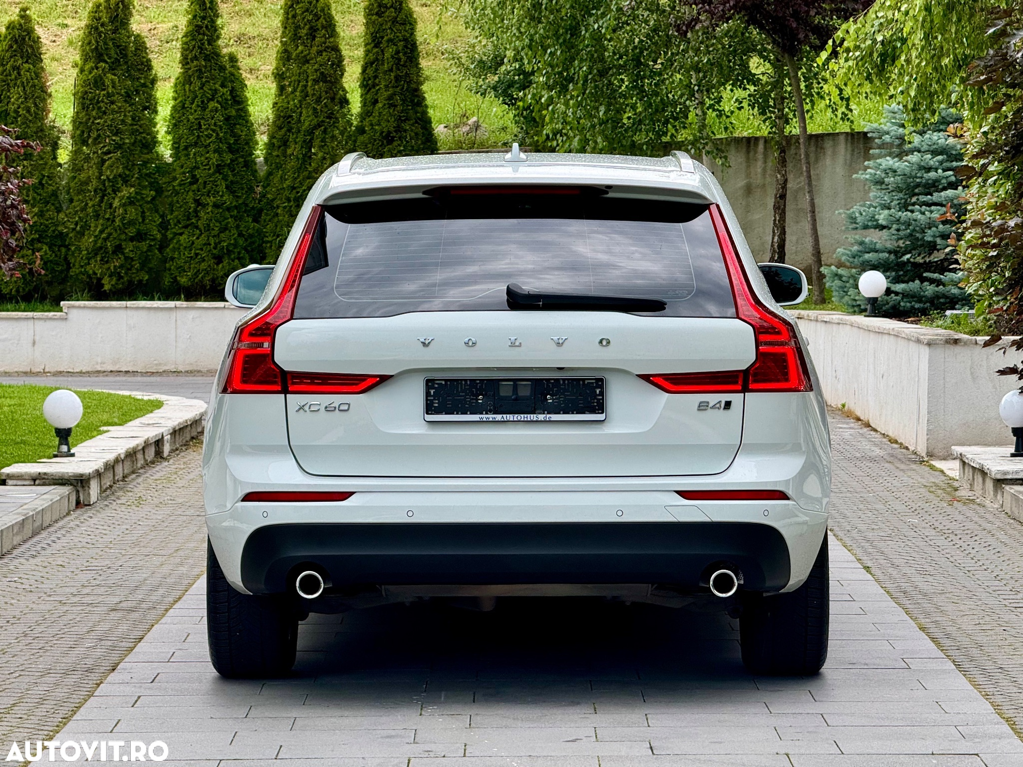 Volvo XC 60 B4 D AWD Geartronic Momentum - 5