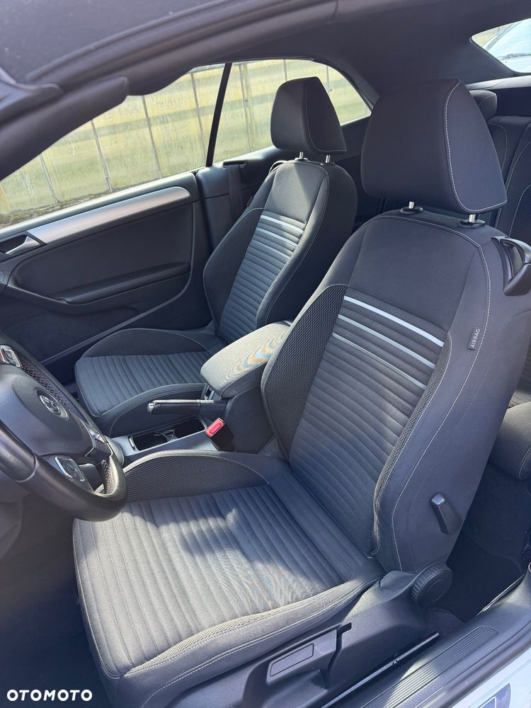 Volkswagen Golf - 31