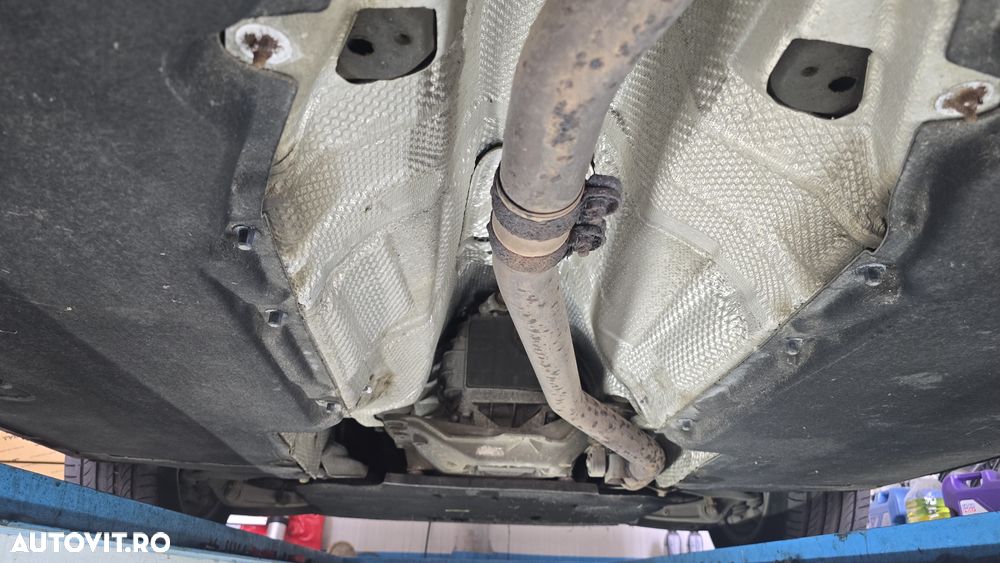 Audi A6 Avant 2.0 TDI DPF multitronic - 8