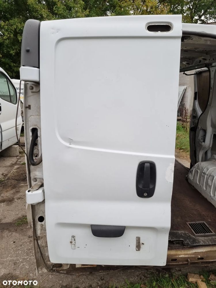 DRZWI LEWE TYŁ TRAFIC VIVARO PRIMASTAR  01-14r. - 1