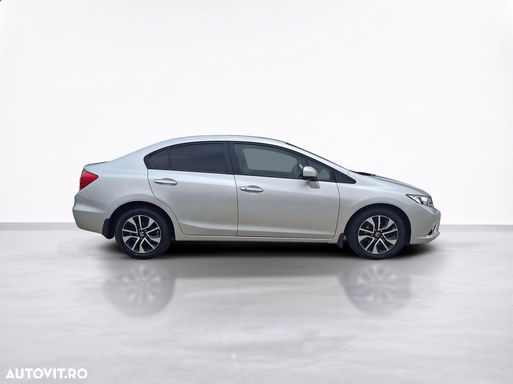 Honda Civic 1.8 i-VTEC MT Lifestyle - 8