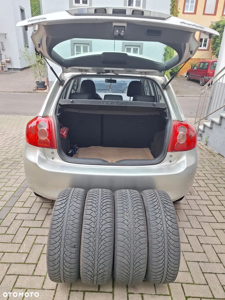 Toyota Auris 1.4 D-4D Luna - 8