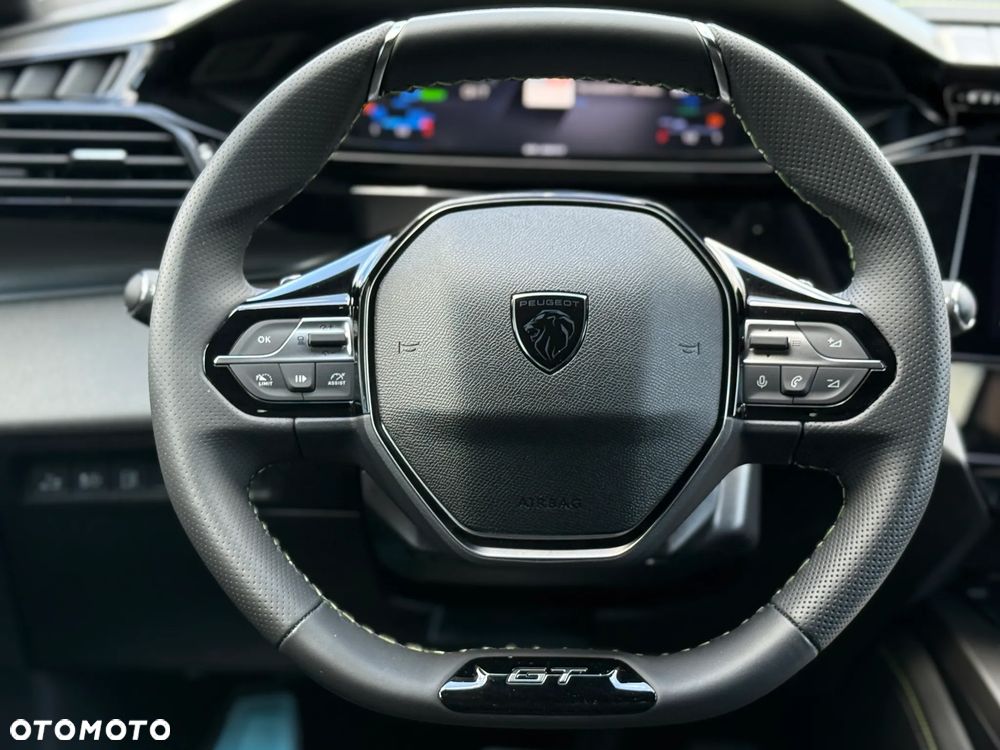 Peugeot 408 1.6 Plug-in Hybrid 240 GT Exclusive e-DCS7 - 6