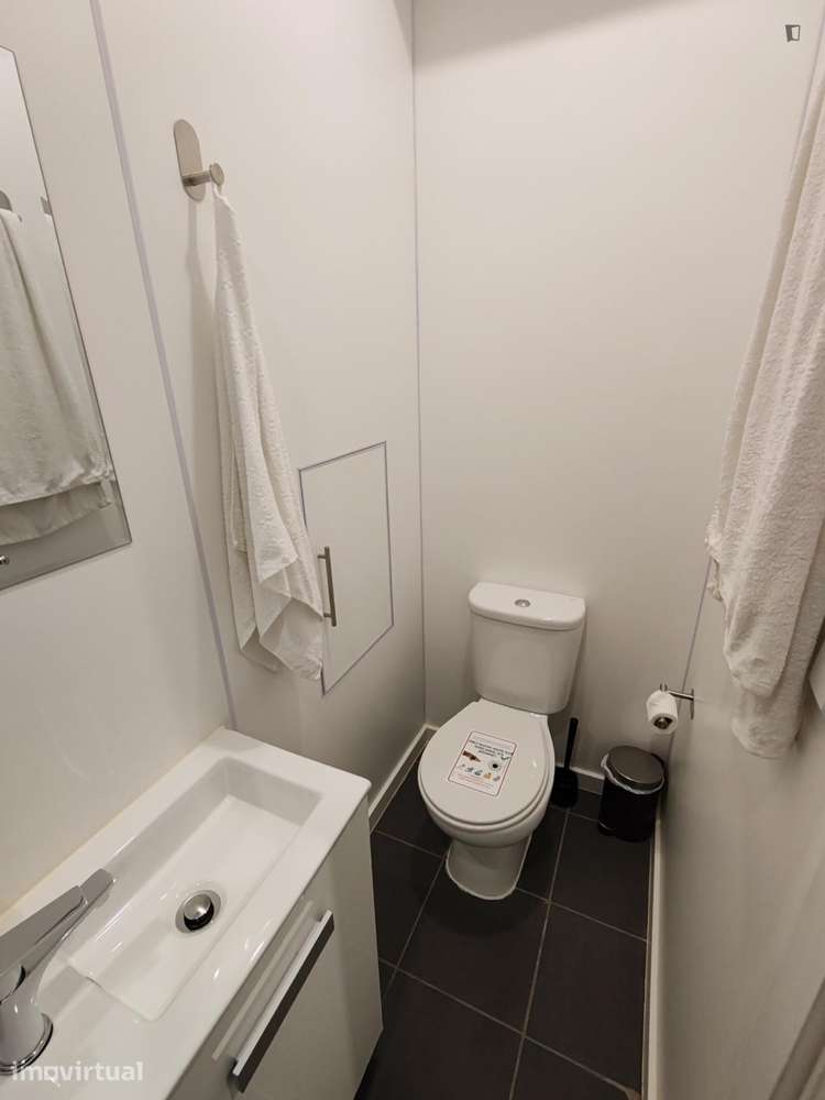 Quarto - localizado em Lisbon - Grande imagem: 4/16