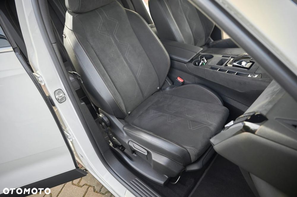 DS Automobiles DS 7 Crossback 1.6 E-Tense 4x4 Performance Line + - 27