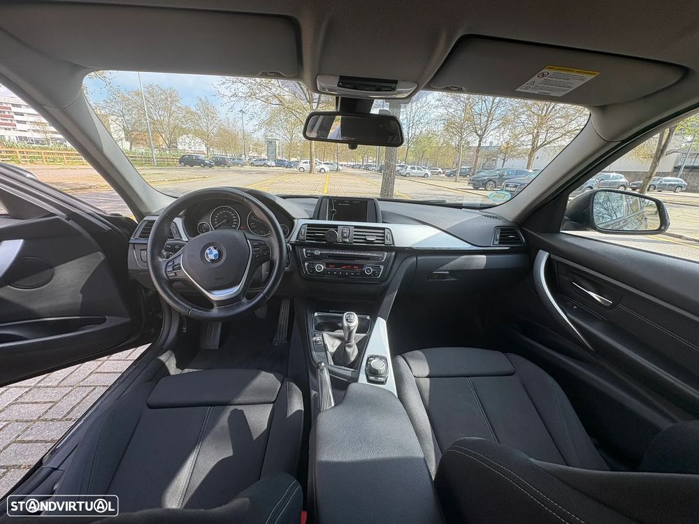 BMW 318 d Line Sport - 10