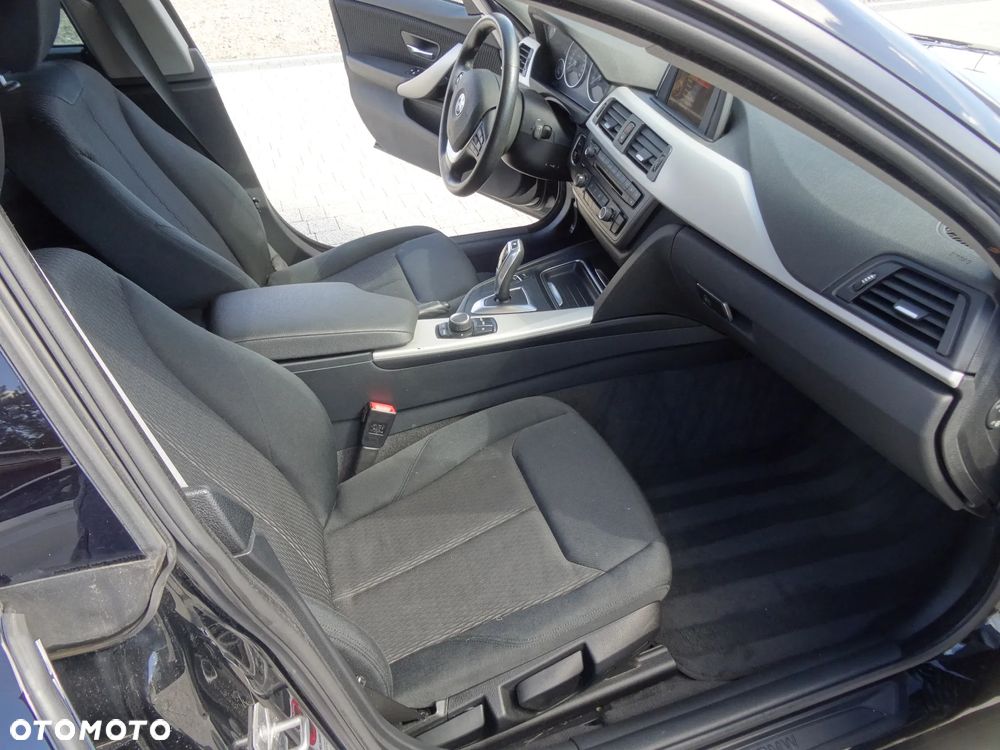 BMW Seria 4 420d xDrive Sport-Aut - 12